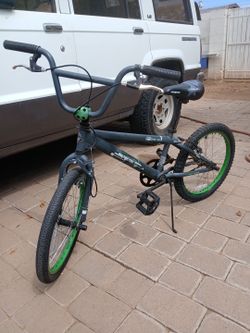 Bikecicle gray Mongoose.