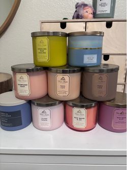 Large Bath & Body Works Candles- Various Scents