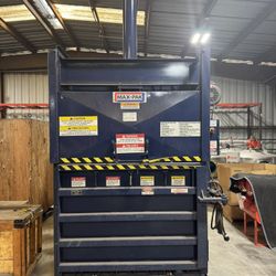 Max pak Vertical Cardboard Baler
