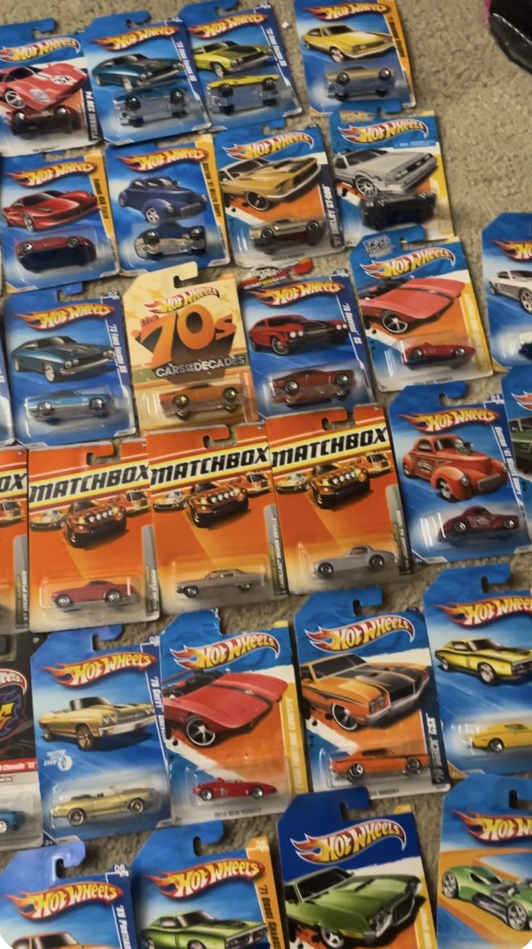 66 plus Hot Wheels & Matchbox OBO