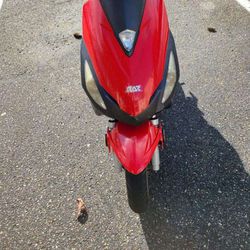 Toatoa Moped NEED GONE TODAY