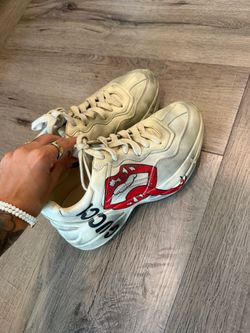 Gucci shoes size 6 (real gucci no fake)
