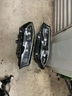 Headlights BMW 3 series left and right side  HD OEM fits 2019-2021