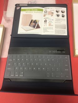 iPad case and wireless keyboard 6.5X9.5
