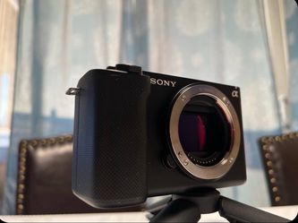 Sony ZVE1