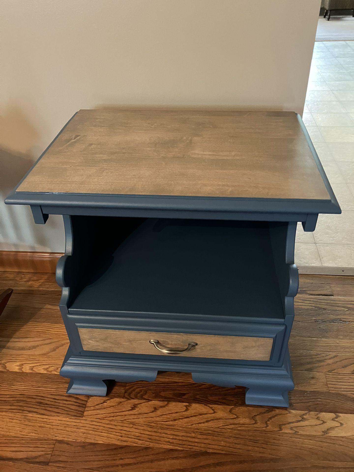 Newly Refinished Stand 