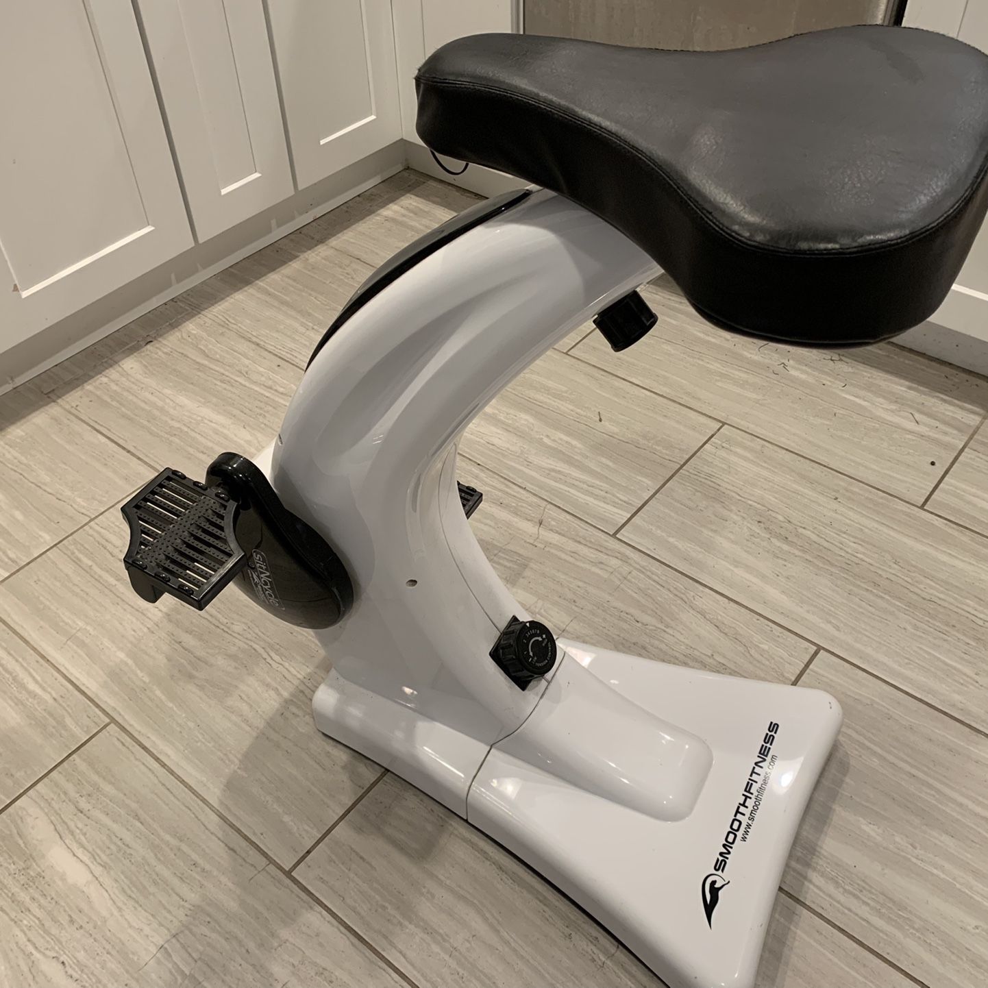 Smooth fitness sit and cycle hot sale