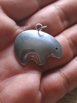 Vintage Thomas Nez Navajo pendant