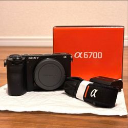 Sony α6700