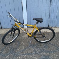 Raleigh M30 Mountain Bike Trails Bike 26 Inch Wheels