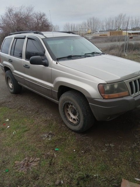 2004 Jeep Cherokee