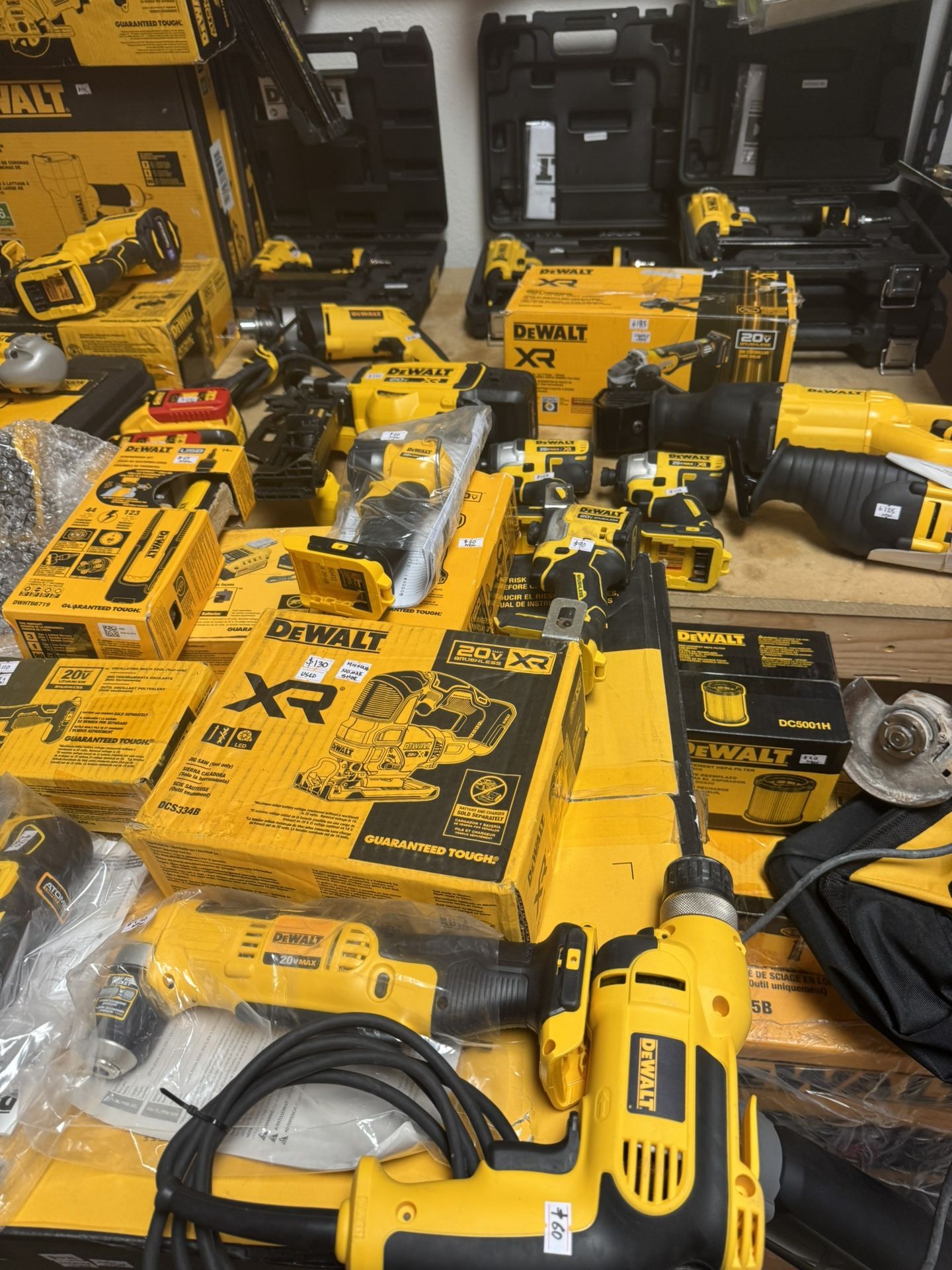 💥6 Years Open Blowout Sale💥 Details and address in description below ⬇️