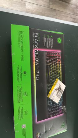 Razer Blackwidow widow v4 Pro keyboard