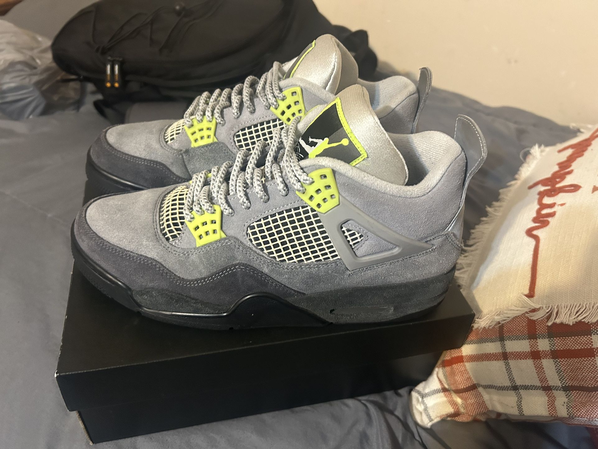 Jordan Retro 4