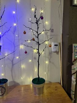 Halloween tree decoration