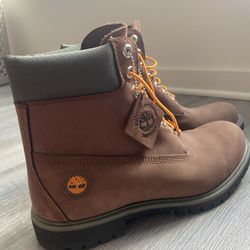 Timberland 6-Inch Waterproof Boots Size 10 – Excellent Condition