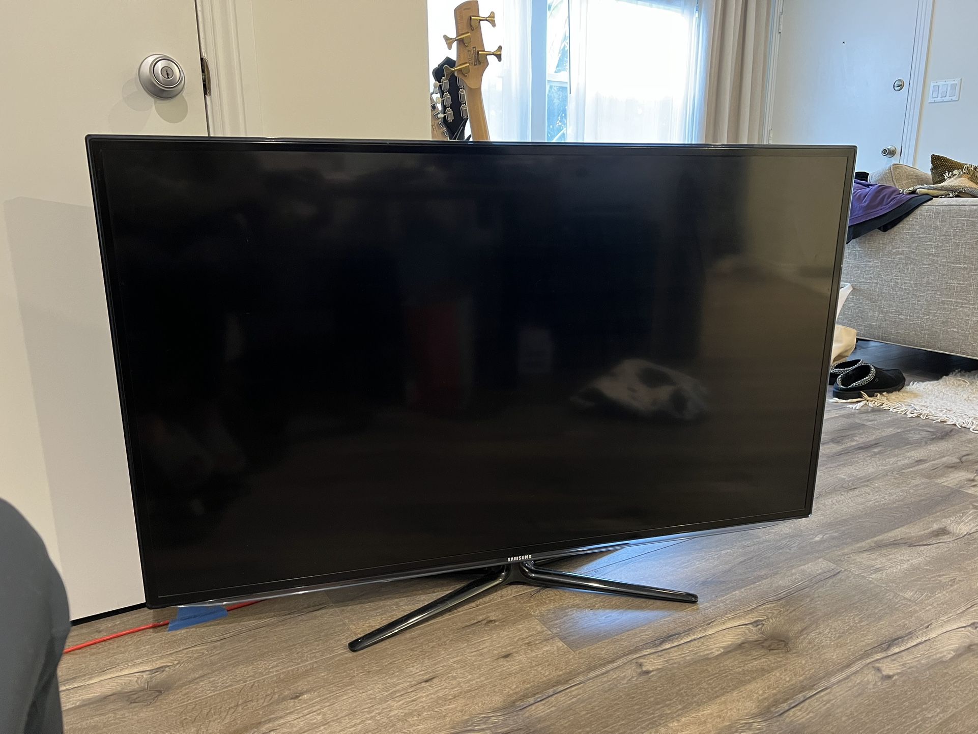 Samsung 46 Inch TV - Model UN55ES6150F