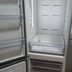 BFBF2715SS: 27" Freezer Bottom Stainless Steel Refrigerator