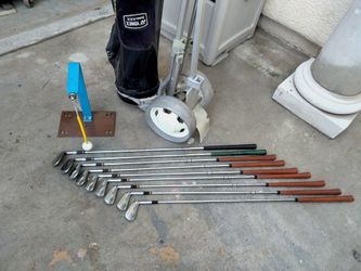 Golf Clubs Caddy Tee