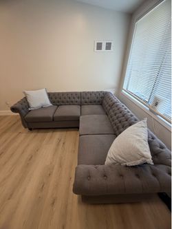 Sectional couch