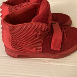Nike Air Yeezy 2 Red October Size 9.5