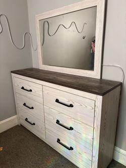 6 Drawe dresser