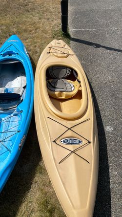 2 kayaks