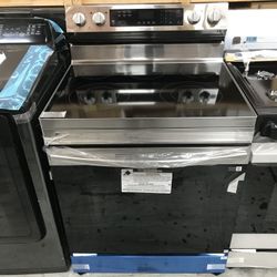 Samsung 6.3 cu. ft. Smart Electric Range Oven Stove