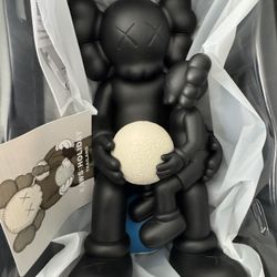 Kaws: Thailand Holiday Limited Edition
