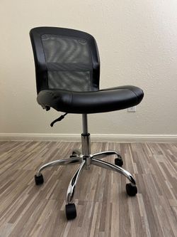 Mainstays Mid-Back Mesh Office Chair – Black