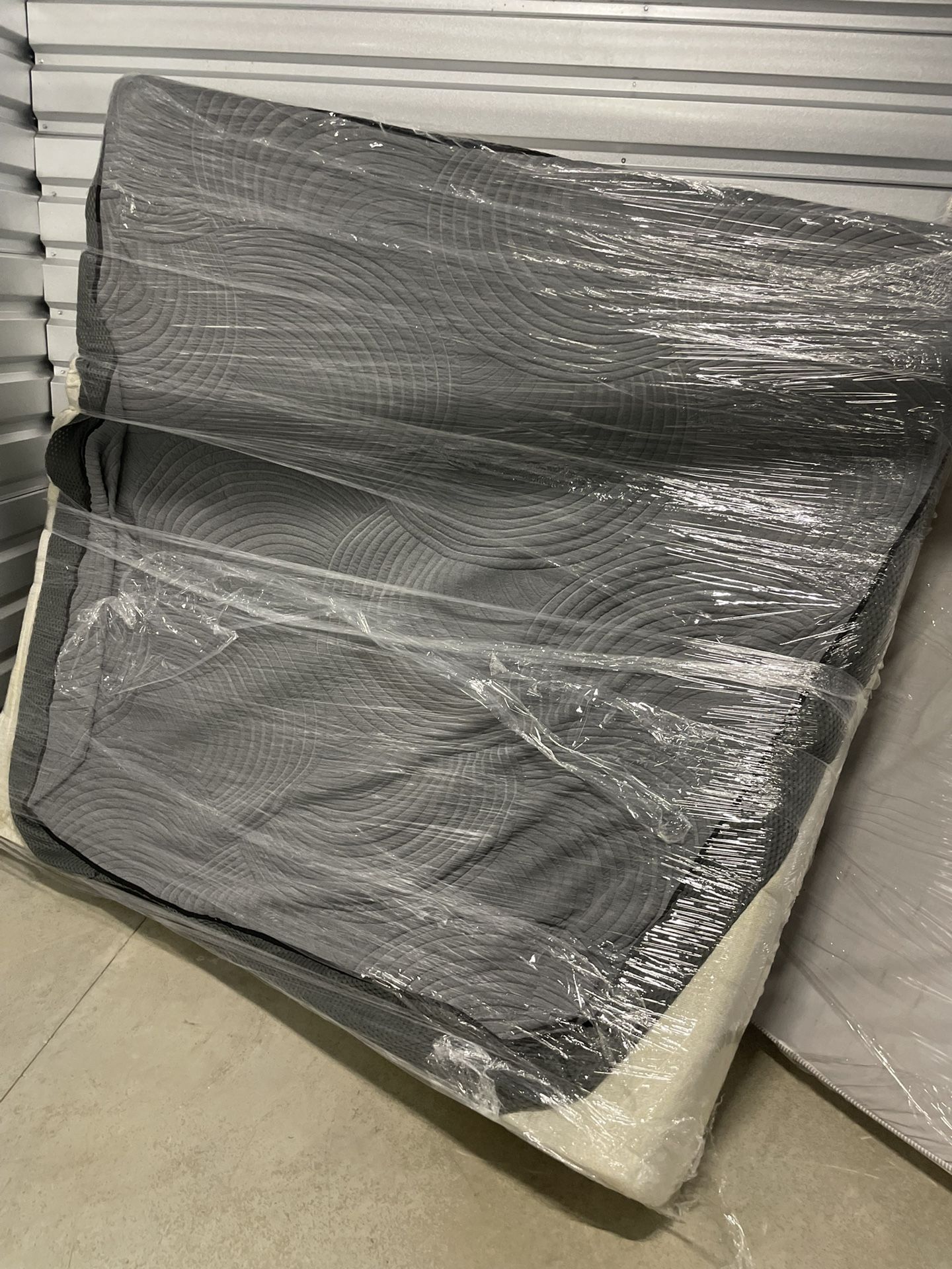FREE! FREE! Foam Mattress - King Size - FREE! FREE!