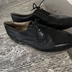 Men’s Shoes $20