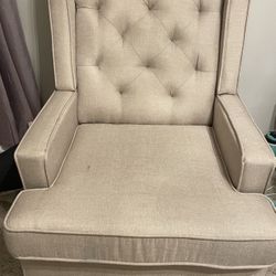 Rocking chair for breastfeeding