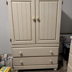 Matching 3 Piece Set  Dresser, Wardrobe, Mirror Attaches To Dresser 