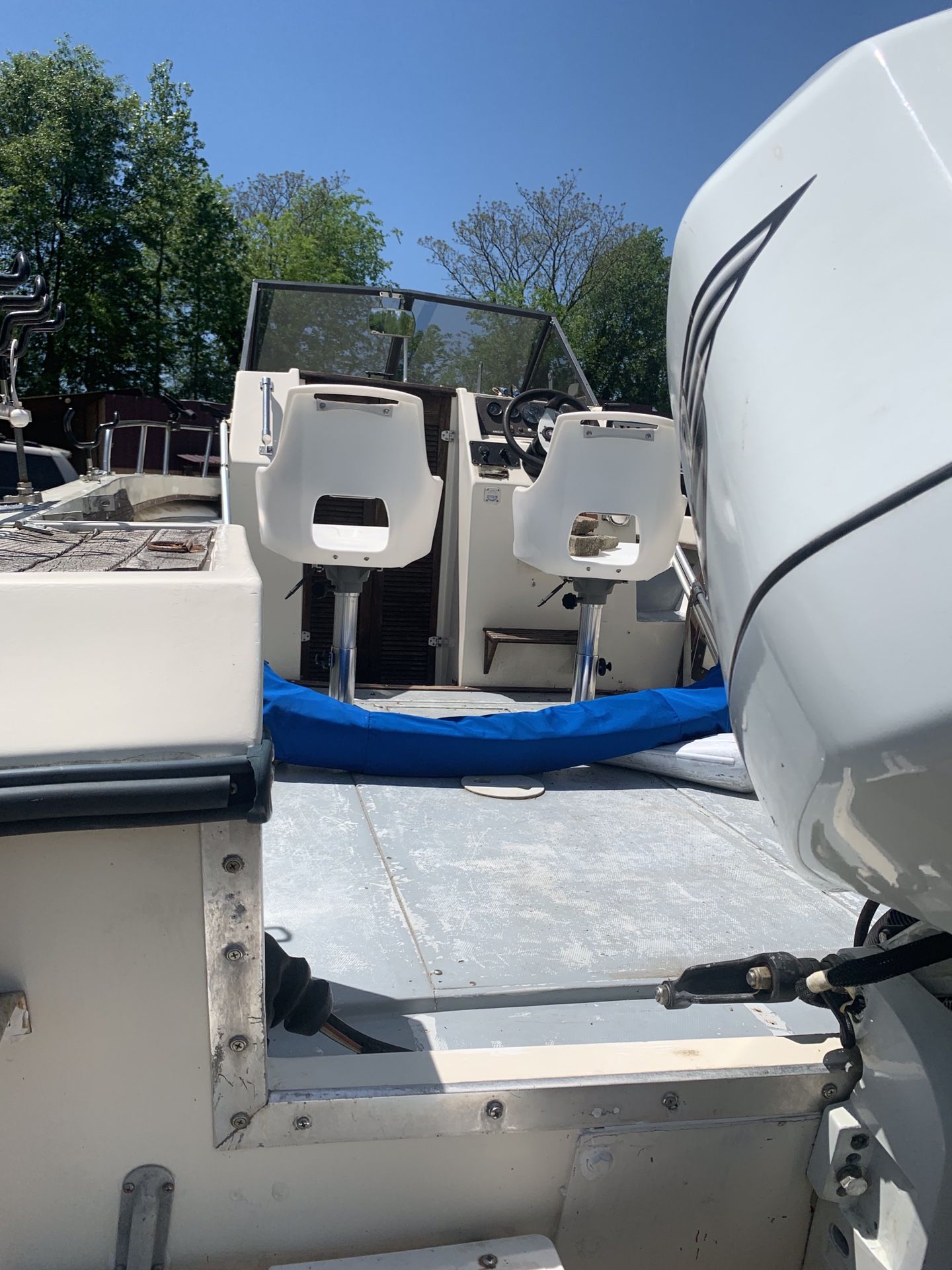 1987 cuddy cabin. Great striper boat comes with lorance fish finder 18