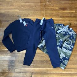 (3) Reebok Lot Bundle Crewneck Sweater Joggers Men S Small Navy Camo NWT