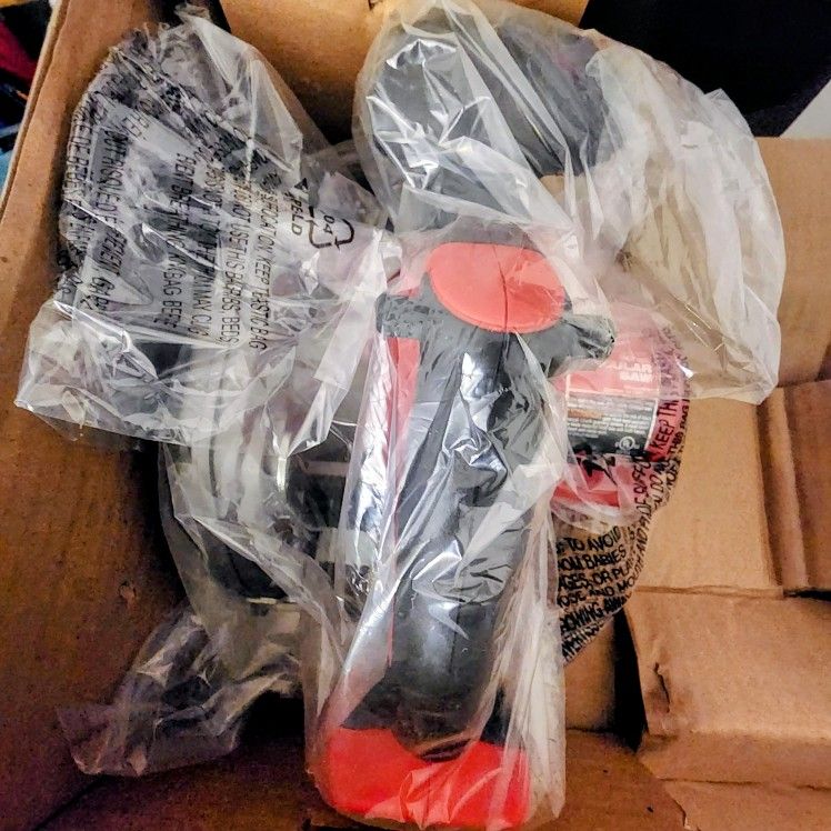 Milwaukee 18 Volt CIRCULAR SAW