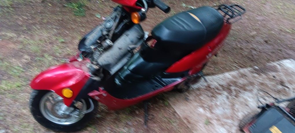 Moped 50 Cc