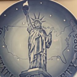 STATUE OF LIBERTY PLATE