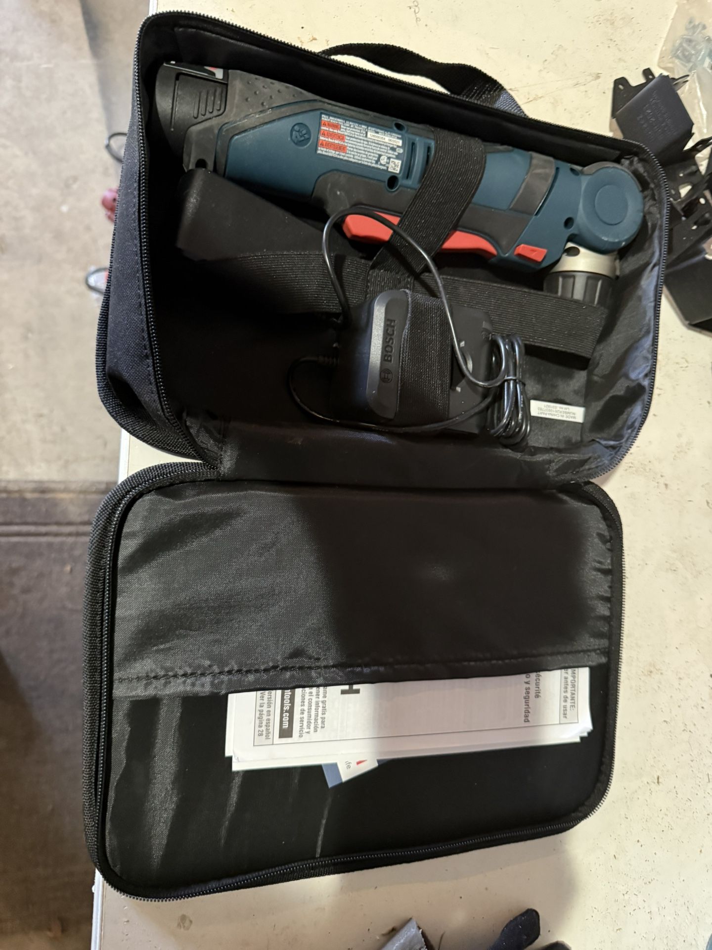 Bosch GWB 12V-10 Professional cordless angle drill with charger and case