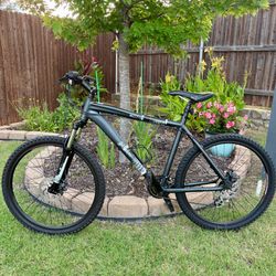 Diamondback Response XE 26"  Bike