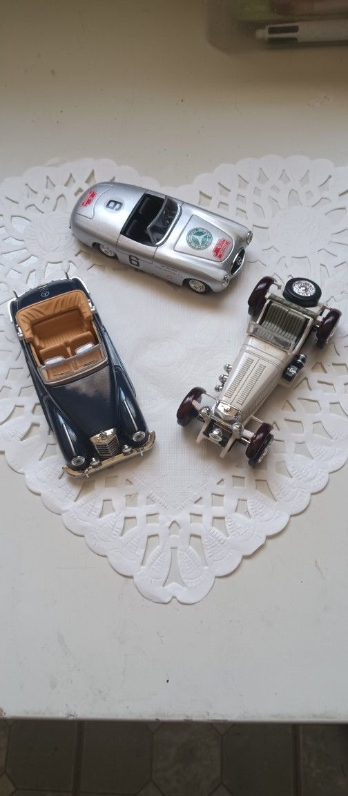 5 Collectible Cars Diecast