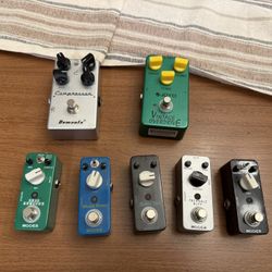 Variety Of Electric Guitar Pedals