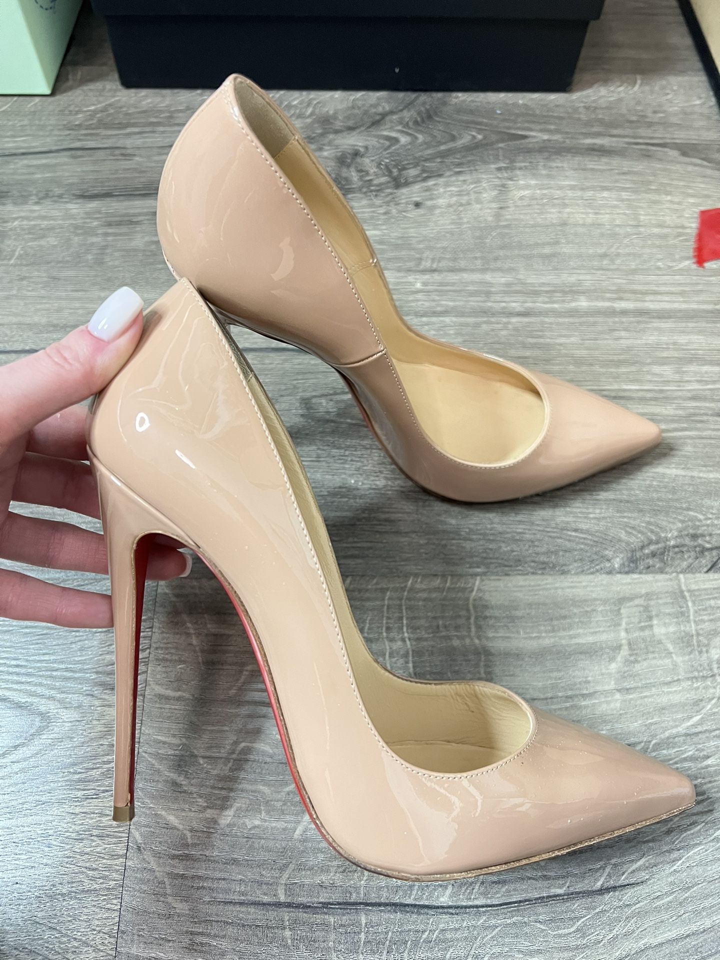 Louboutin So Kate Size 39 