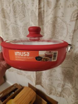 Beautiful Red Pot / Caldero