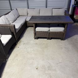 Backyard Patio Sectional Table and Chairs