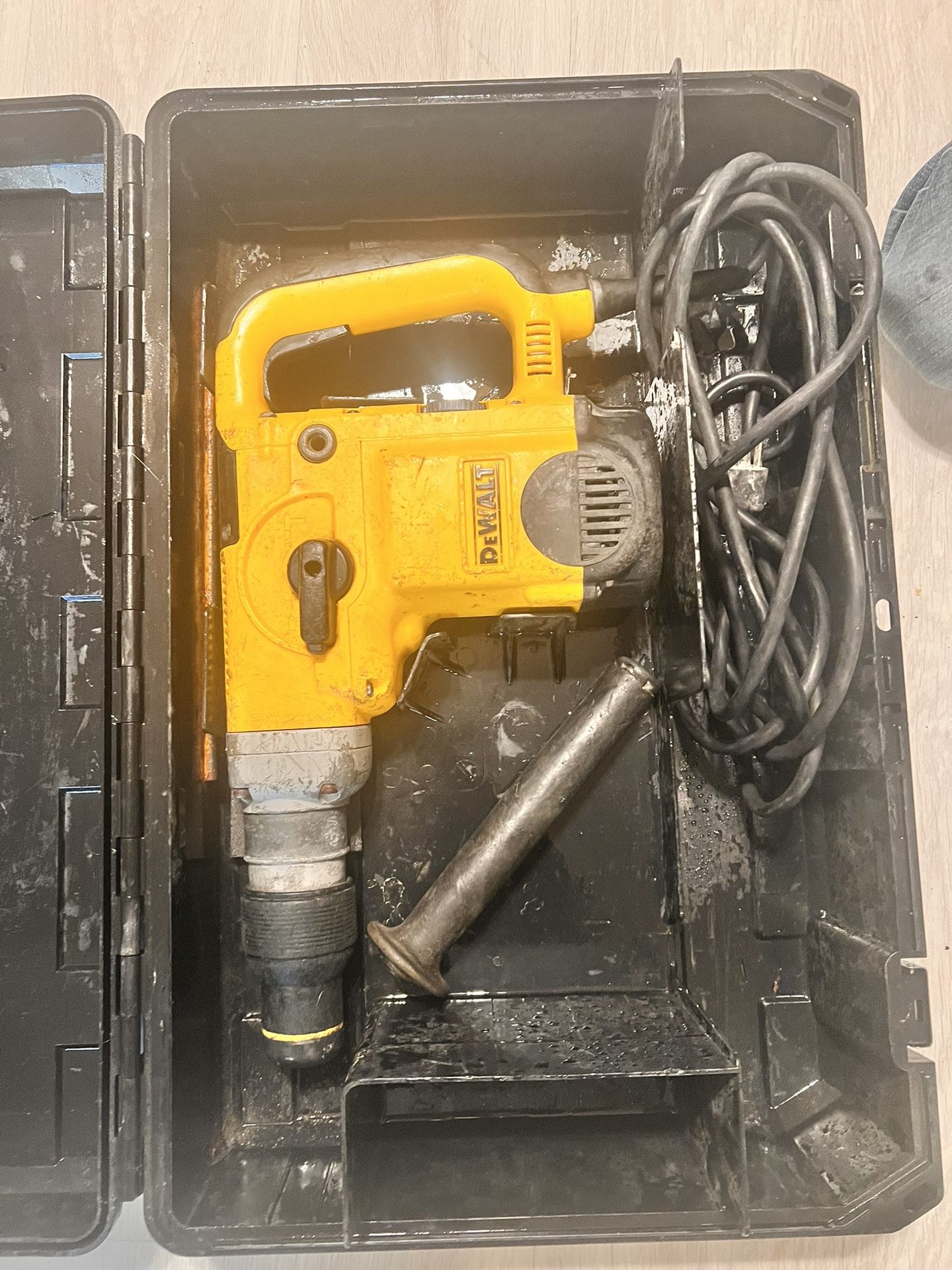 DeWalt Jack Hammer Road Drill