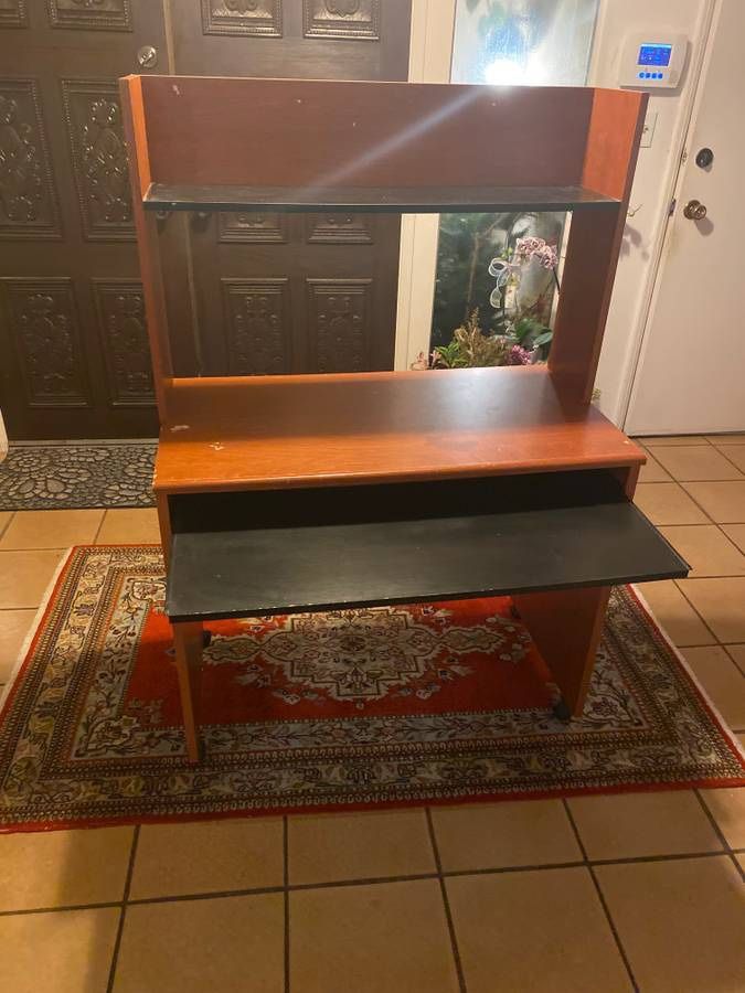 Wood Computer Desk - $20 (LA JOLLA)