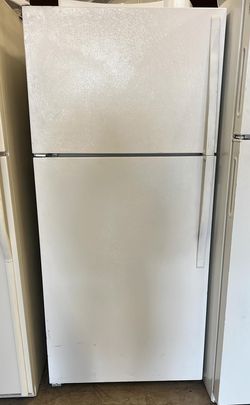 Frigidaire Top Mount  White Refrigerator
