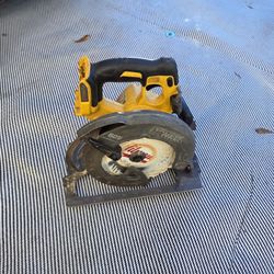 Dewalt 60v Flexvolt Circular Saw Great Condition 